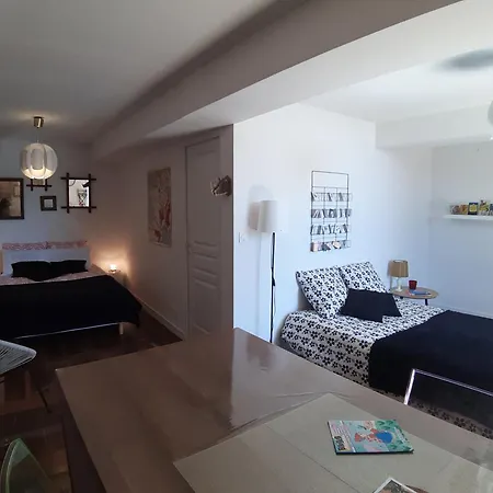 D'hotes Dans Maison De Charme Bed & Breakfast *