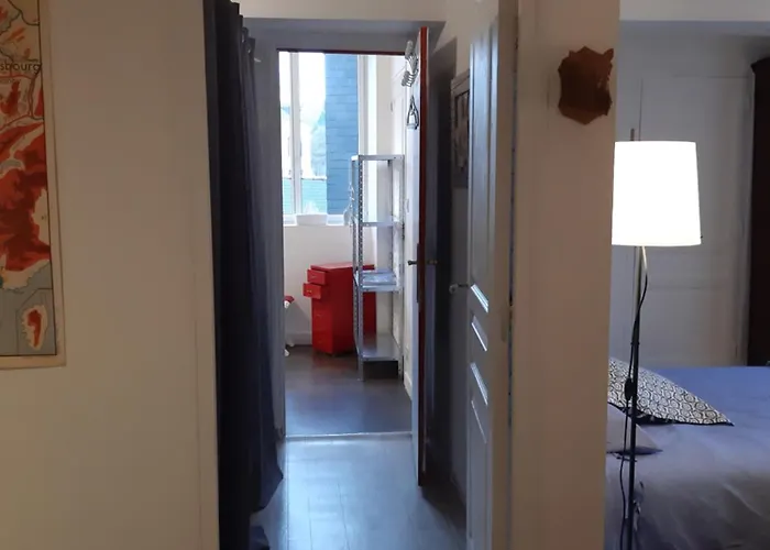 D'hotes Dans Maison De Charme 住宿加早餐酒店