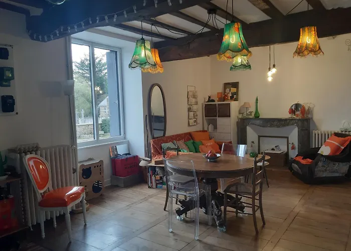 D'hotes Dans Maison De Charme 住宿加早餐酒店